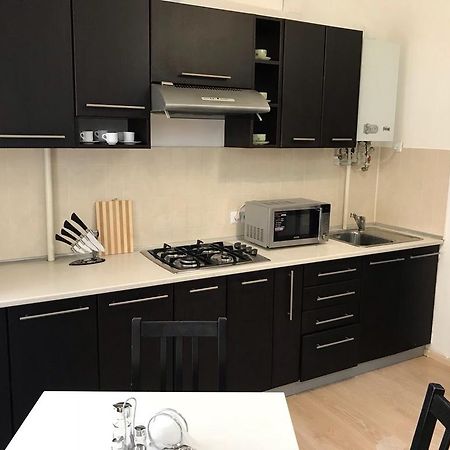 GIL apartments, квартира студия в самом центре пл Петефи Ужгород Екстер'єр фото