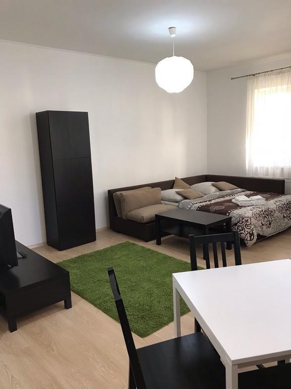 GIL apartments, квартира студия в самом центре пл Петефи Ужгород Екстер'єр фото
